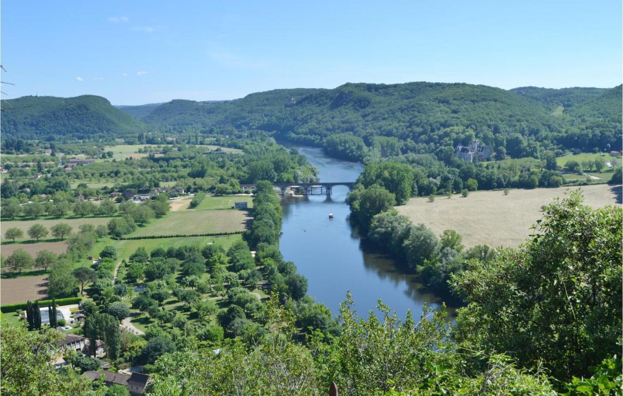 Cozy Home In Cenac-Et-Saint-Julien With Wifi Экстерьер фото