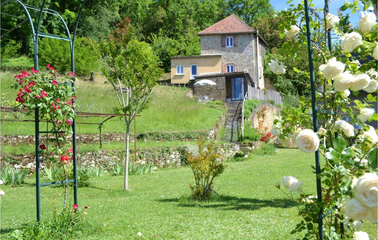 Cozy Home In Cenac-Et-Saint-Julien With Wifi Экстерьер фото