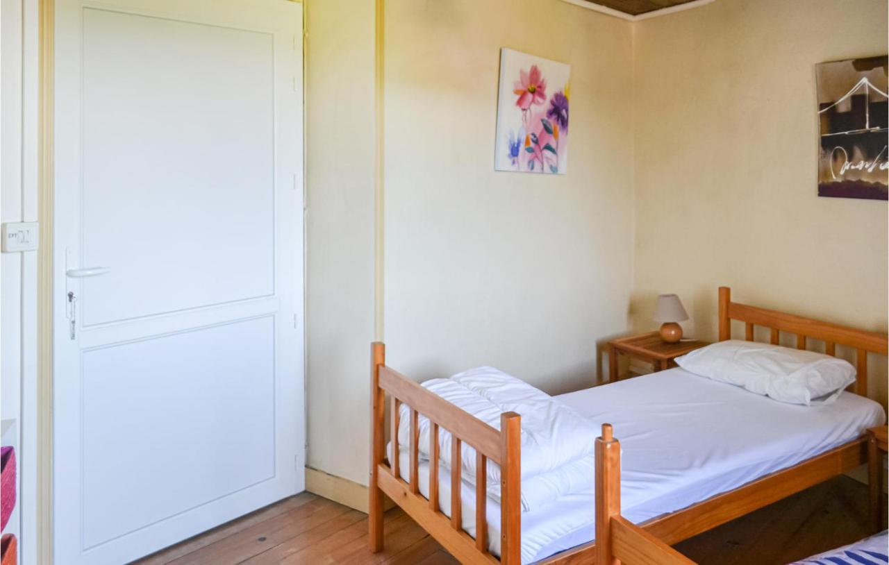 Cozy Home In Cenac-Et-Saint-Julien With Wifi Экстерьер фото